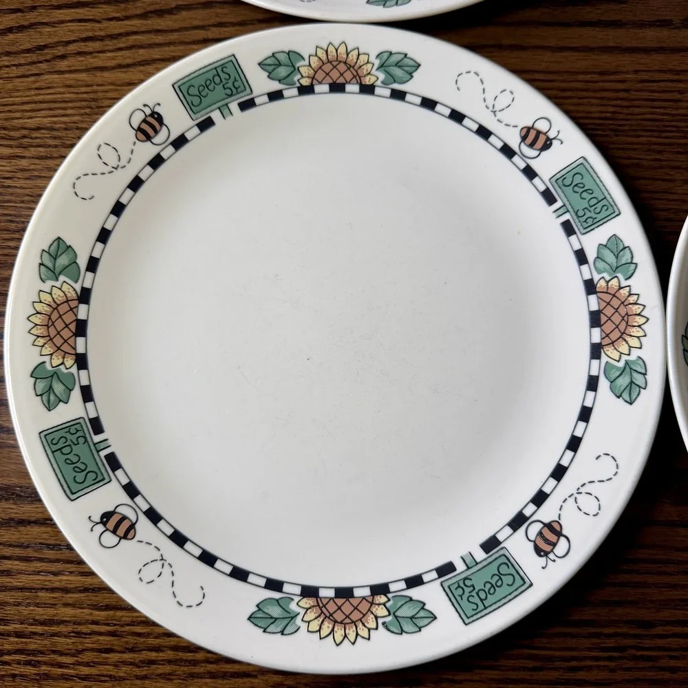 Vintage Corelle Sunblossoms Dinner Plates & Bread/Butter Plates Set of 7